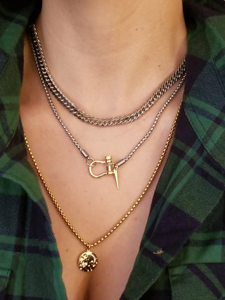 WOMEN'S CHAINED NECKLACES