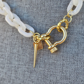 Shackle Clasp  with Spike in Ivory Resin chain _ 18K Gold Filled