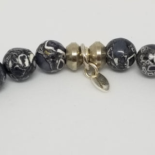 Black Sea Sediment SS Tire Charm (8mm) Bracelet