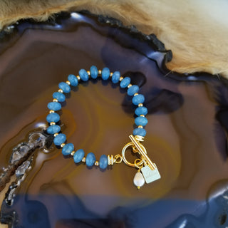 Blue Chalcedony 18K Gold Filled Toggle Bracelet with Pearl Dangle