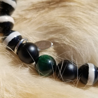 Black & White Stripe Tibetan Agate (Faceted) - Green Tiger Eye Element (8mm) Bracelet