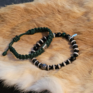 Zen Weave Macrame Boho Braided Bracelet in Forest Green - Matt Silver Peak Pulse Charm