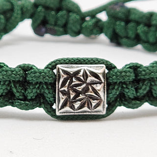 Zen Weave Macrame Boho Braided Bracelet in Forest Green - Matt Silver Peak Pulse Charm