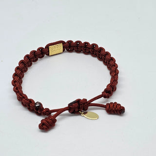 Zen Weave Macrame Boho Braided Bracelet in Burgandy - Shiny Gold Peak Pulse Charm