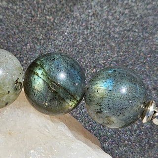 Labradorite (AAA Quality) SS (10mm) Clasp Bracelet