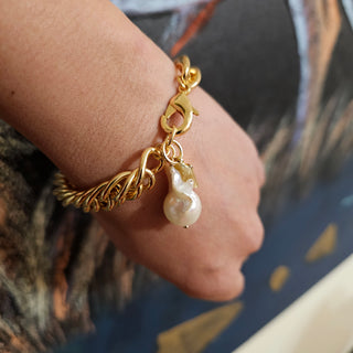 18K Gold Filled Double Curb Chunky Chain Clasp Bracelet with Baroque Pearl Charm