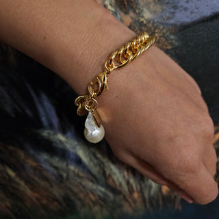 18K Gold Filled Double Curb Chunky Chain Clasp Bracelet with Baroque Pearl Charm