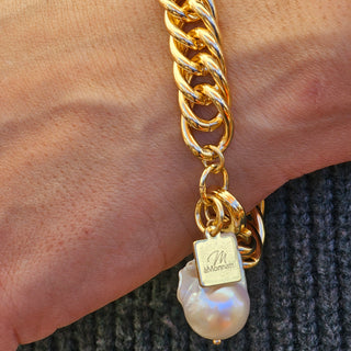 18K Gold Filled Double Curb Chunky Chain Clasp Bracelet with Baroque Pearl Charm