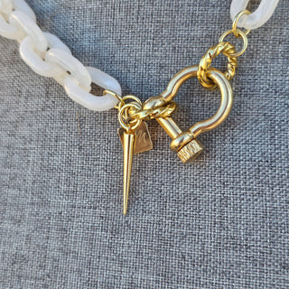 Shackle Clasp  with Spike in Ivory Resin chain _ 18K Gold Filled