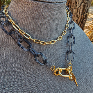 Shackle Clasp with Spike in Nude Black Resin Chain _ 18K Gold Filled