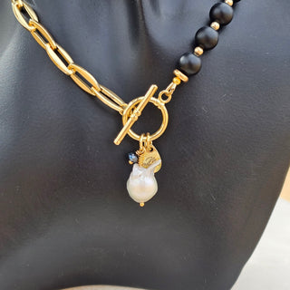 Black Onyx Stone (16 mm Matt)&18k Gold Filled Chain Toggle Necklace with Pearl Dangle