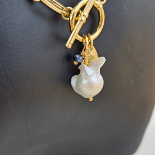 Black Onyx Stone (16 mm Matt)&18k Gold Filled Chain Toggle Necklace with Pearl Dangle