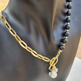 Black Onyx Stone (16 mm Matt)&18k Gold Filled Chain Toggle Necklace with Pearl Dangle