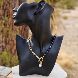 Black Onyx Stone (16 mm Matt)&18k Gold Filled Chain Toggle Necklace with Pearl Dangle